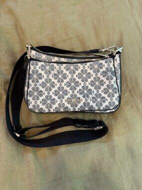 Spade Small Flower Crossbody Duet